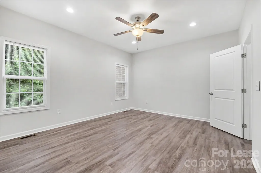 324 N Milford Drive Salisbury NC 28144