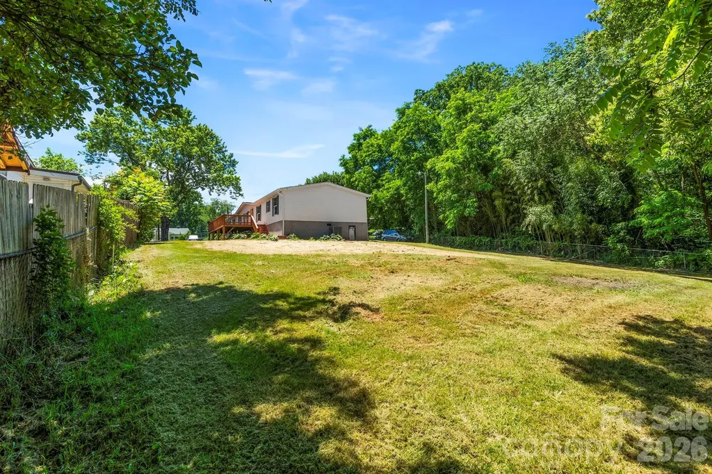 135 Prevost Street Waynesville NC 28786