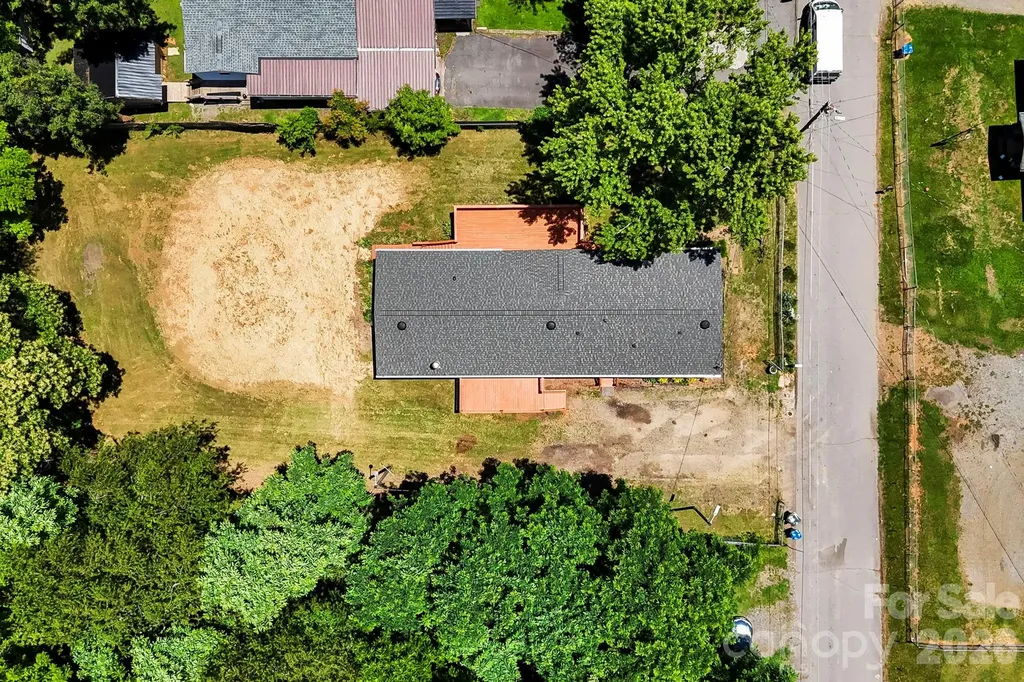135 Prevost Street Waynesville NC 28786