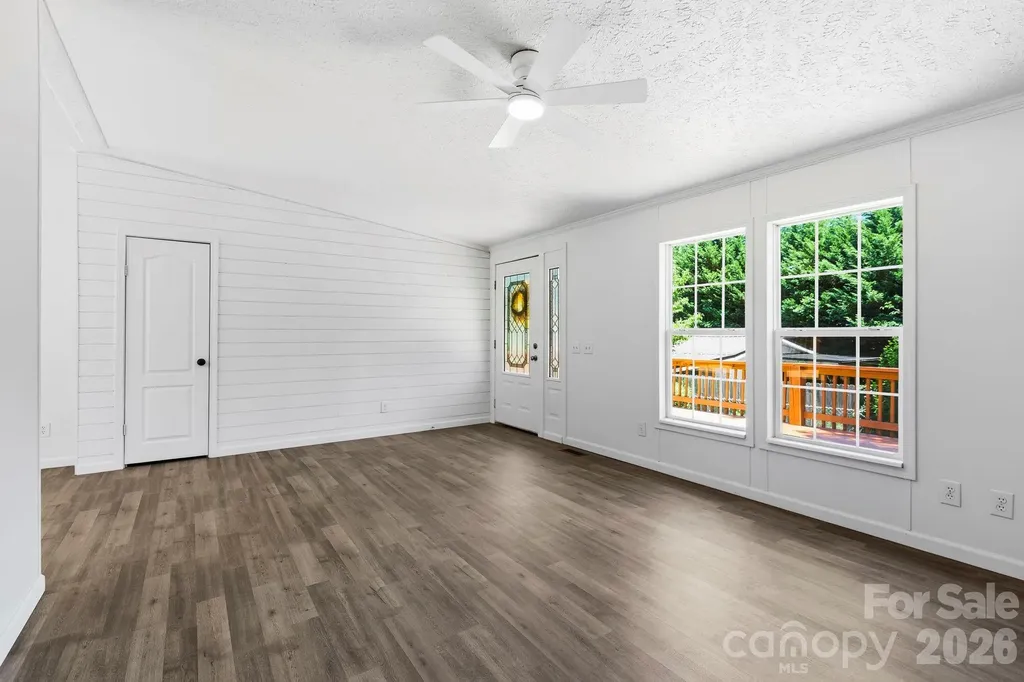 135 Prevost Street Waynesville NC 28786