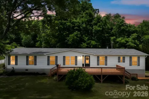 135 Prevost Street Waynesville NC 28786