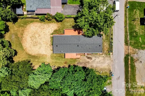 135 Prevost Street Waynesville NC 28786