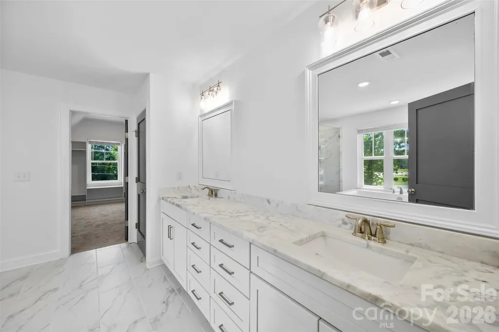 16709 Mckee Road Charlotte NC 28278