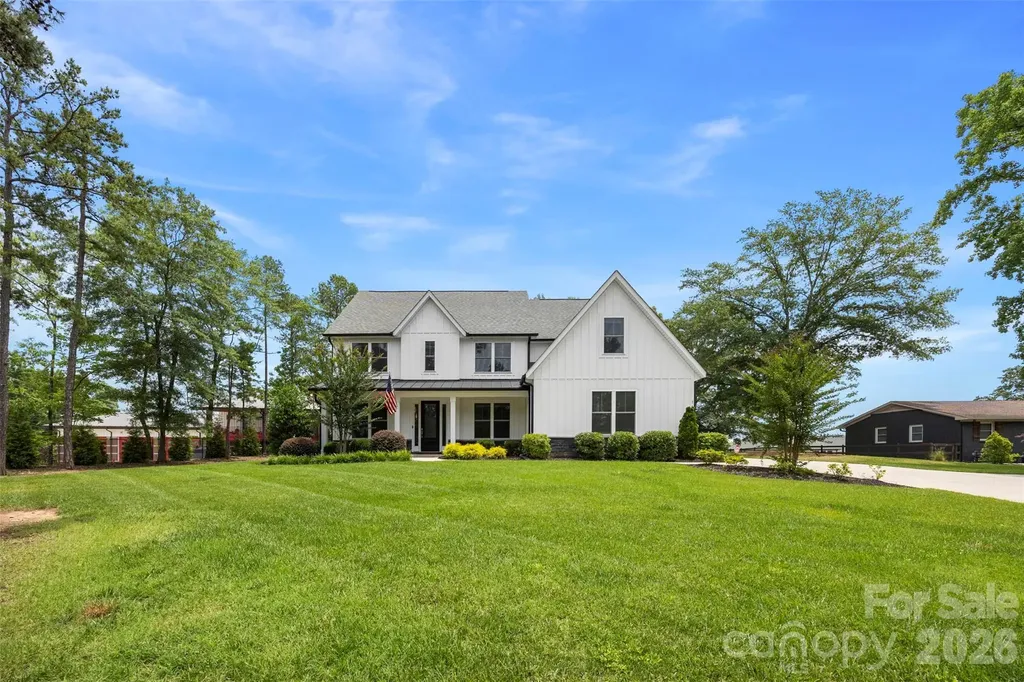 16709 Mckee Road Charlotte NC 28278