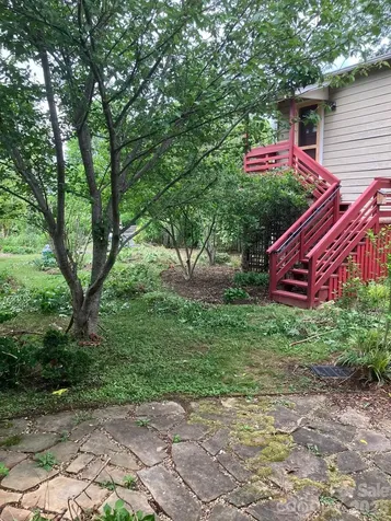 33 Church Street Weaverville NC 28787