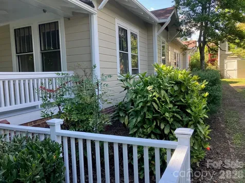 33 Church Street Weaverville NC 28787