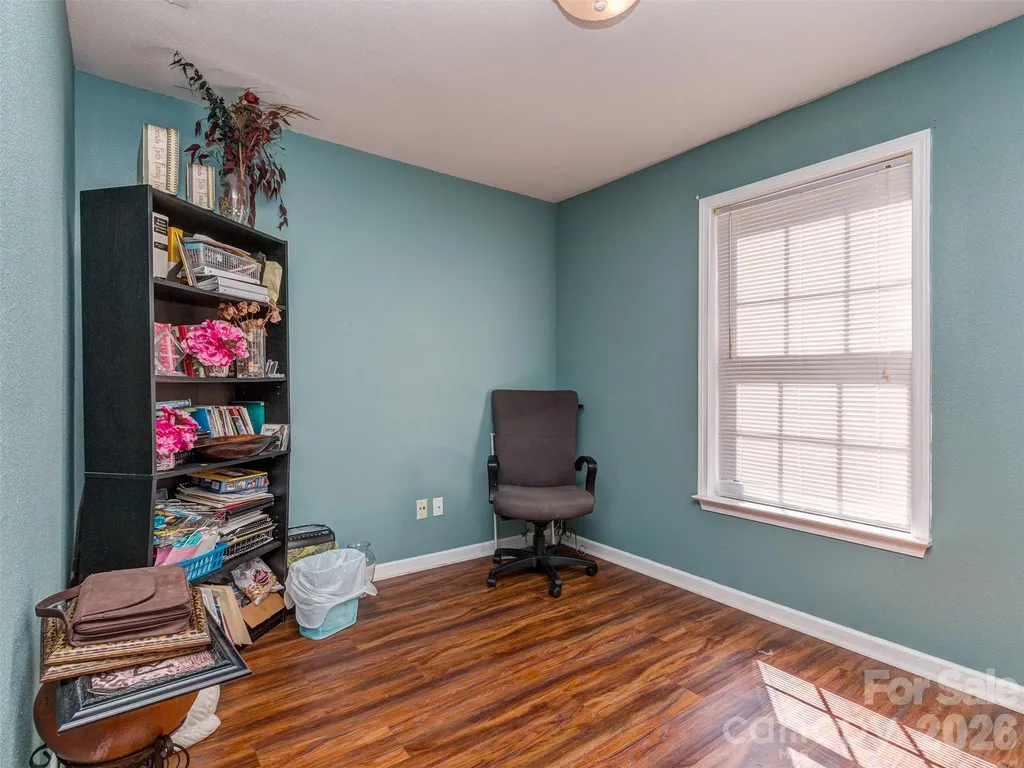 7829 Ponderosa Pine Lane Charlotte NC 28215