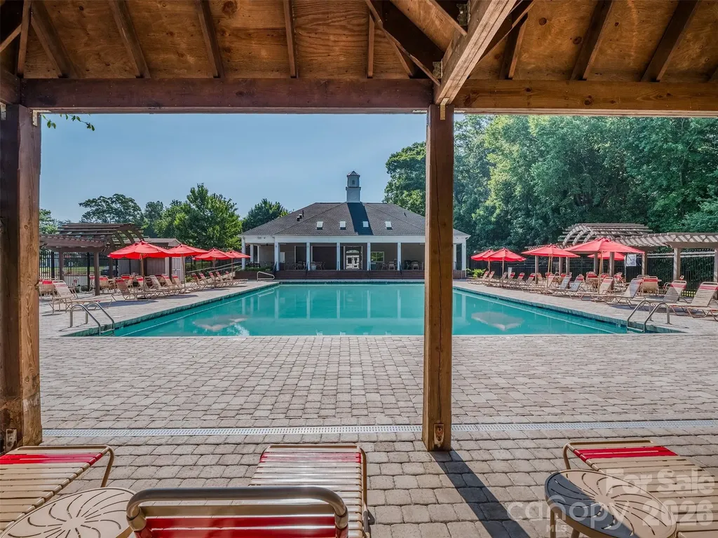 7829 Ponderosa Pine Lane Charlotte NC 28215
