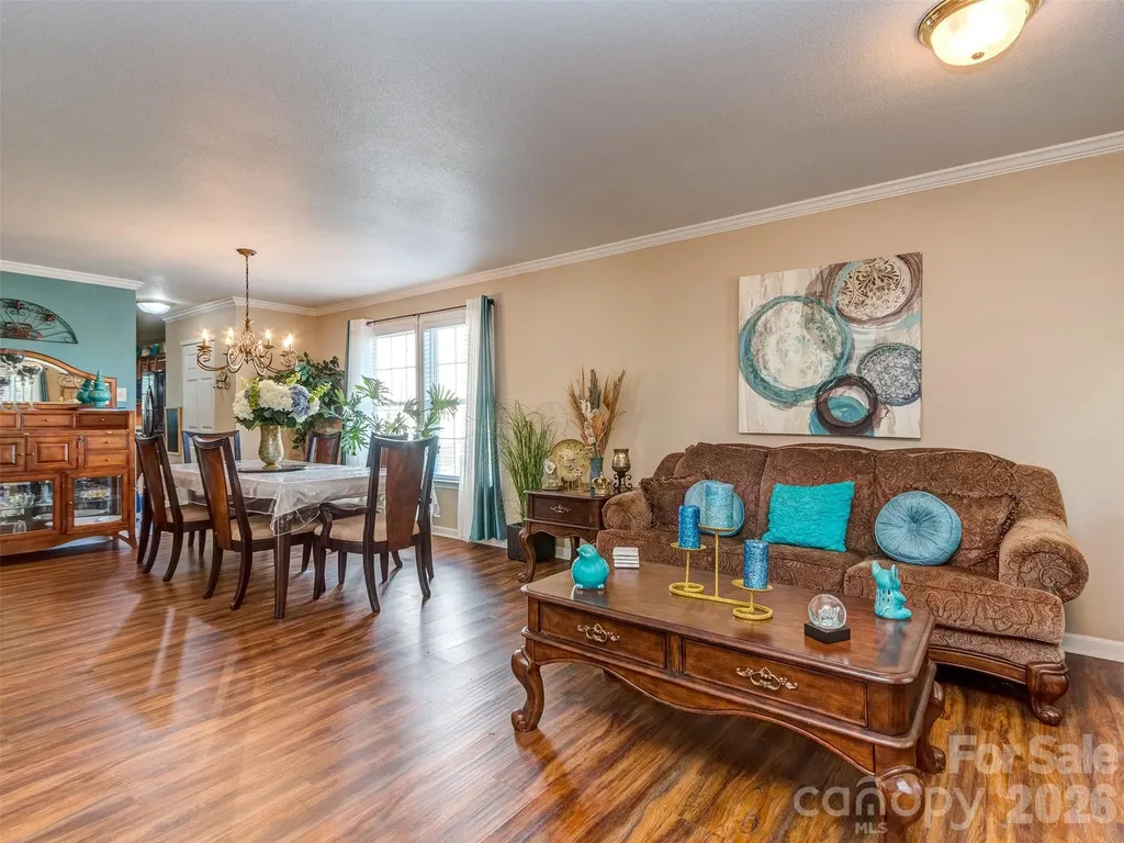 7829 Ponderosa Pine Lane Charlotte NC 28215