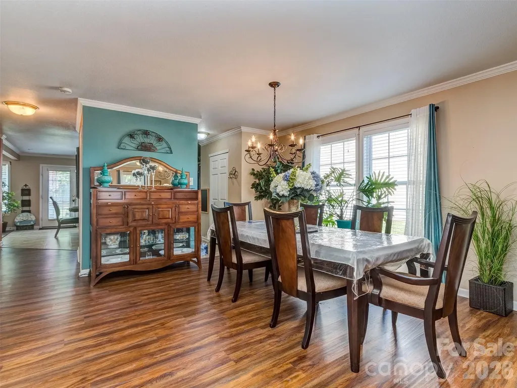 7829 Ponderosa Pine Lane Charlotte NC 28215