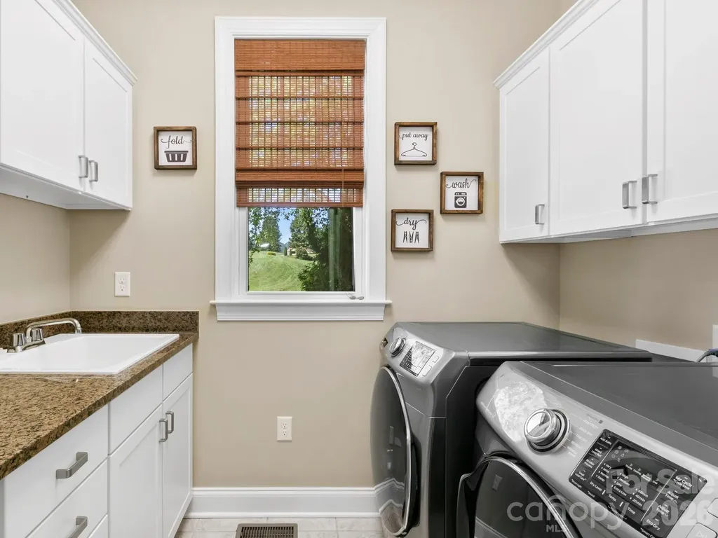 32 Lake Vista Drive Fletcher NC 28732