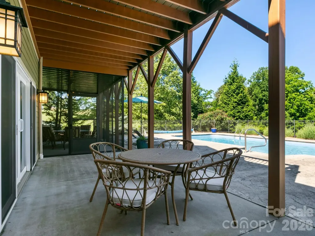 32 Lake Vista Drive Fletcher NC 28732