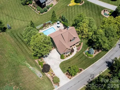 32 Lake Vista Drive Fletcher NC 28732