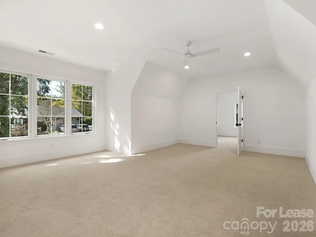 1511 Cavendish Court Charlotte NC 28211