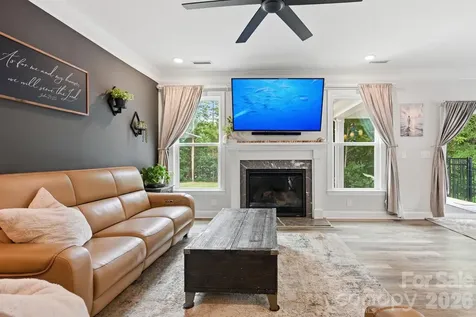 4701 Trostan Turn Kannapolis NC 28081