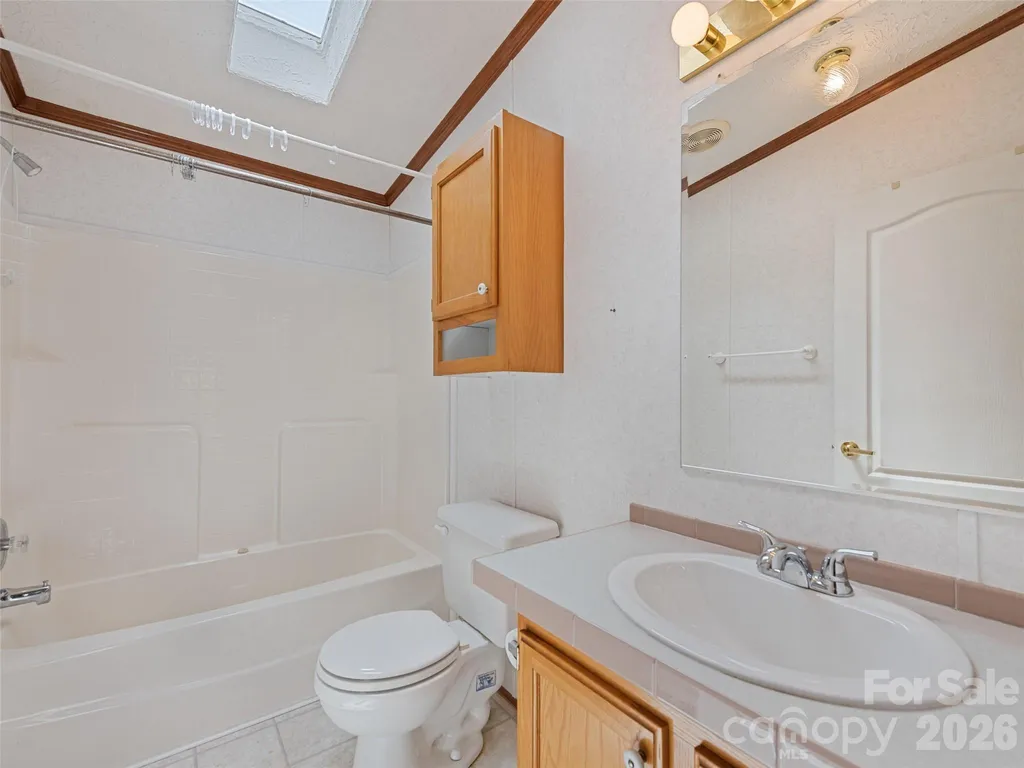 25 Lester Lane Waynesville NC 28785