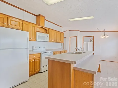 25 Lester Lane Waynesville NC 28785