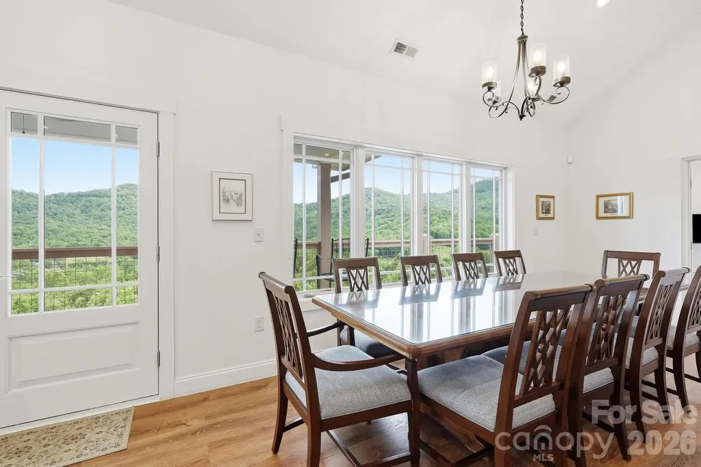 229 Jd Trail Candler NC 28715