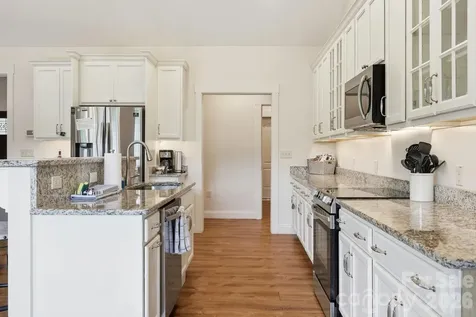 229 Jd Trail Candler NC 28715
