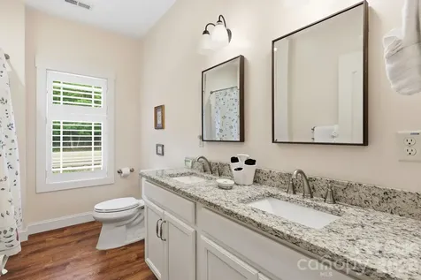 229 Jd Trail Candler NC 28715