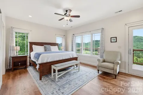 229 Jd Trail Candler NC 28715