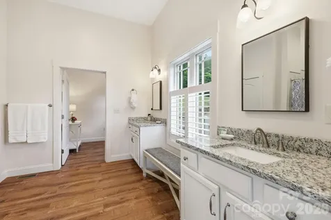 229 Jd Trail Candler NC 28715