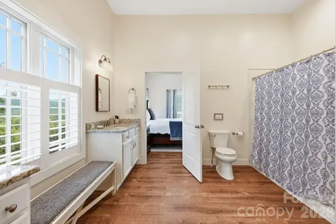 229 Jd Trail Candler NC 28715
