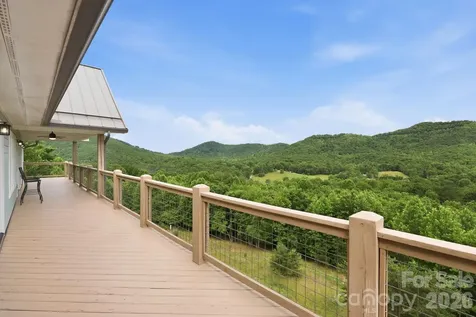 229 Jd Trail Candler NC 28715