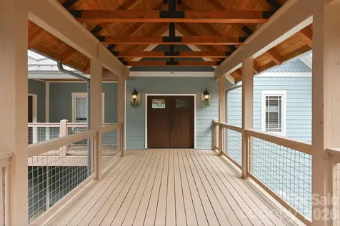 229 Jd Trail Candler NC 28715