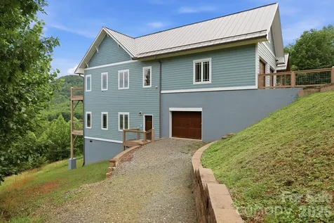 229 Jd Trail Candler NC 28715