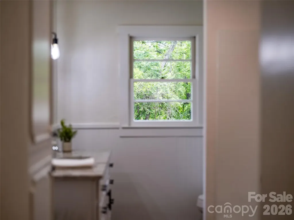 209 View Street Asheville NC 28806