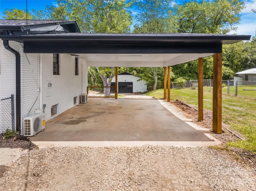 209 View Street Asheville NC 28806