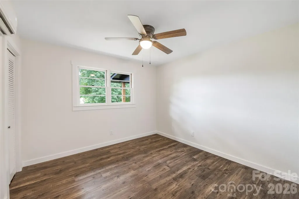 209 View Street Asheville NC 28806