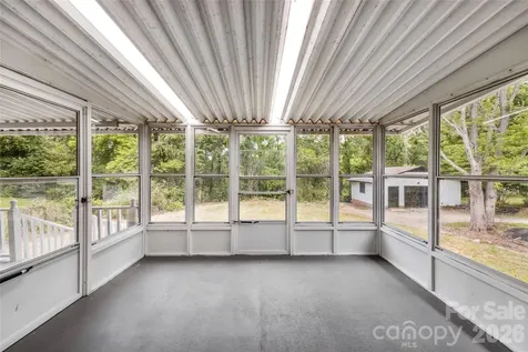 209 View Street Asheville NC 28806