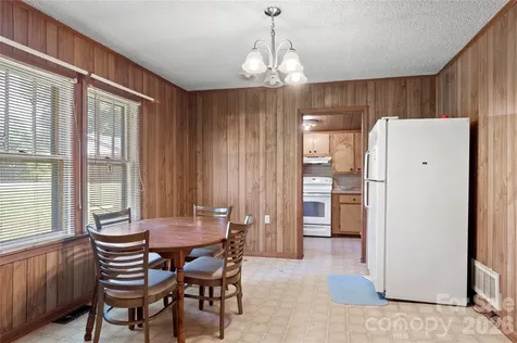 271 Little Ridge Road Moravian Falls NC 28654
