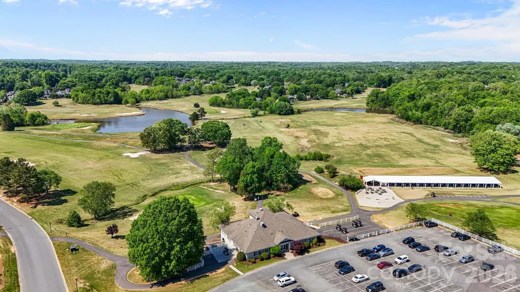 526 Ballymote Court Matthews NC 28104