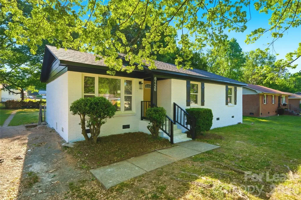 6126 Amberly Lane Charlotte NC 28213