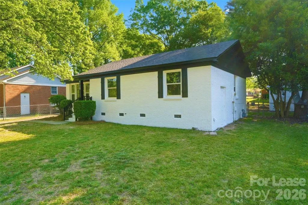 6126 Amberly Lane Charlotte NC 28213