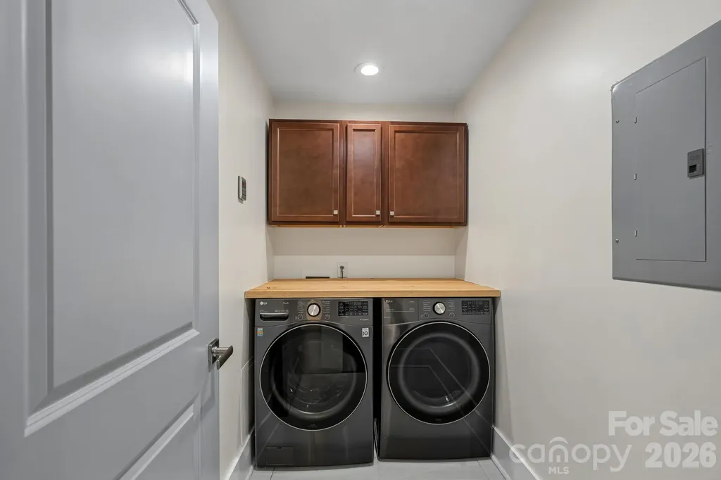 7110 Rockcliff Court Charlotte NC 28210