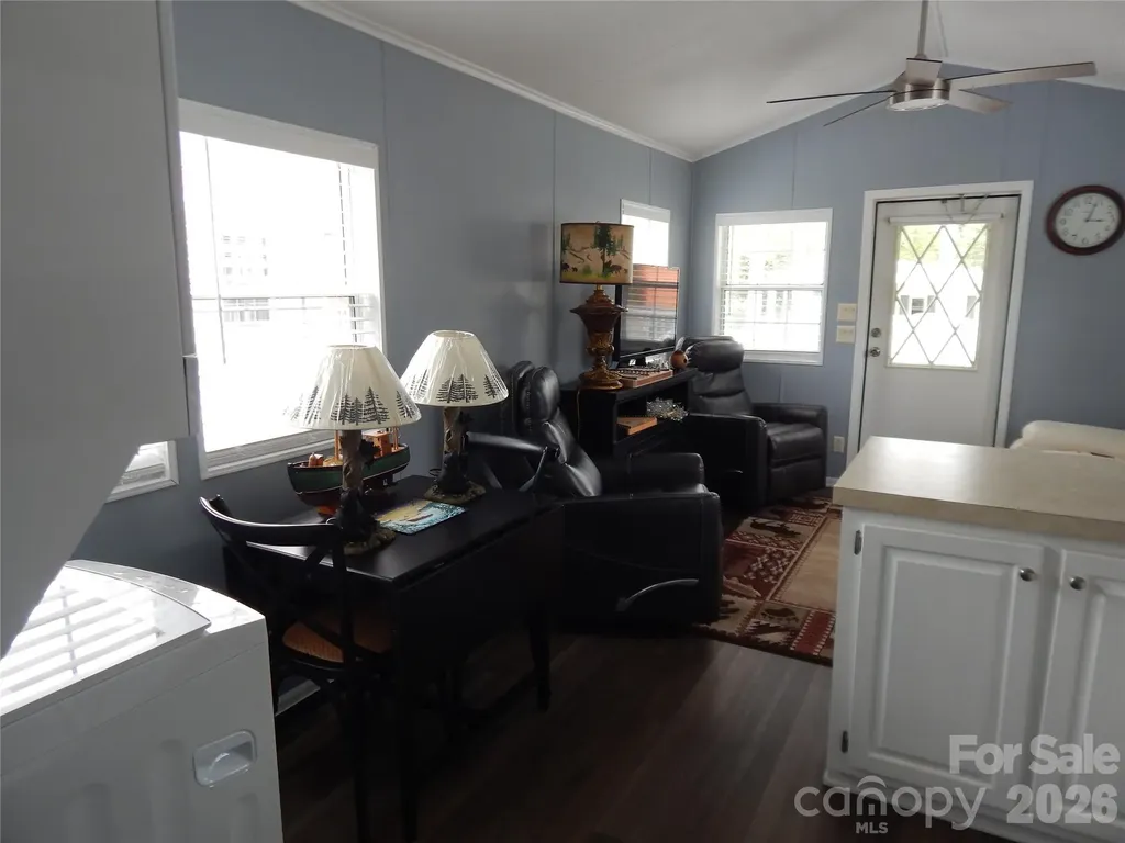 219 Pike Point Waynesville NC 28785