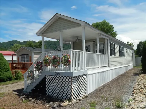 219 Pike Point Waynesville NC 28785