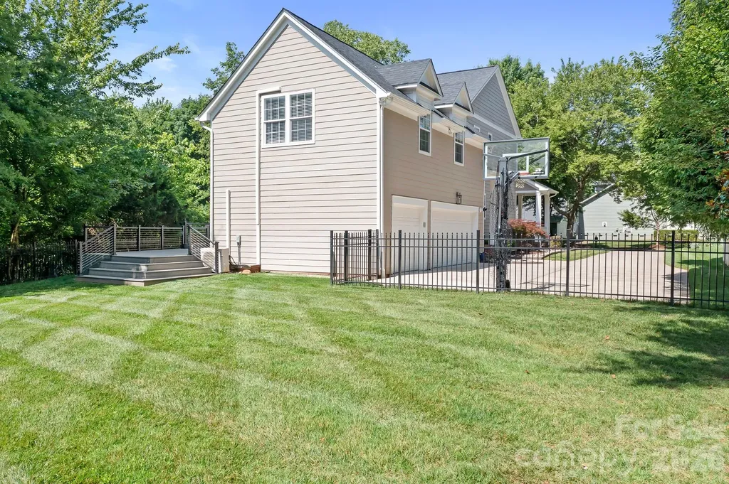 17028 Pennington Drive Huntersville NC 28078