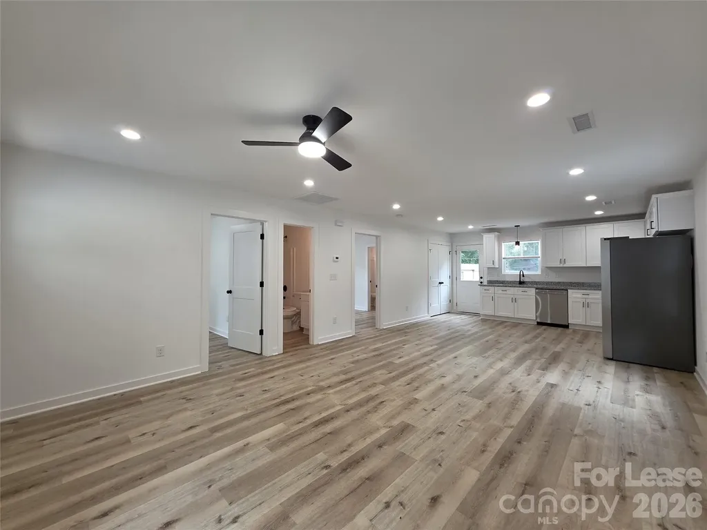 163 Hillcrest Road New London NC 28127