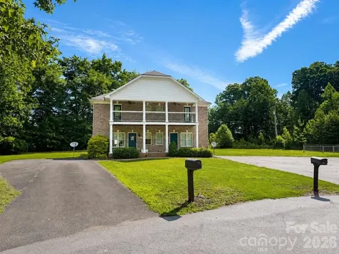 8017 Secluded Lane Denver NC 28037