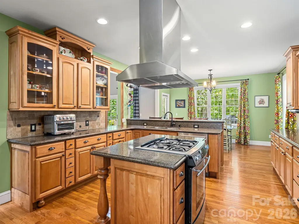 421 Purple Finch Court Arden NC 28704