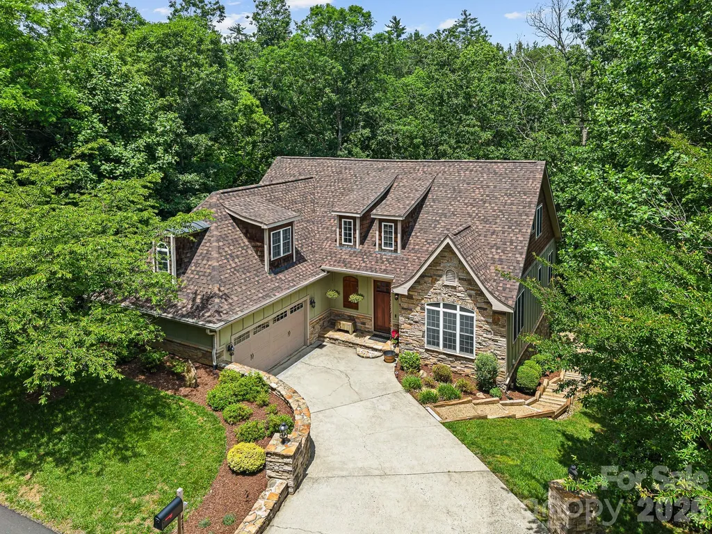 421 Purple Finch Court Arden NC 28704
