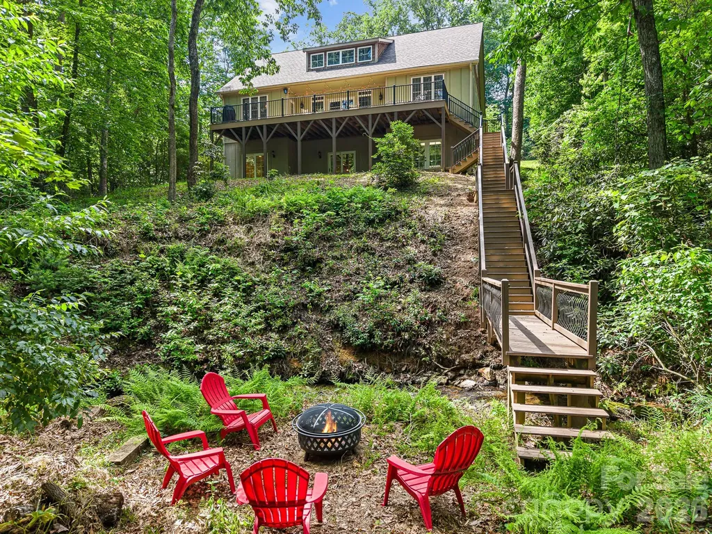 421 Purple Finch Court Arden NC 28704