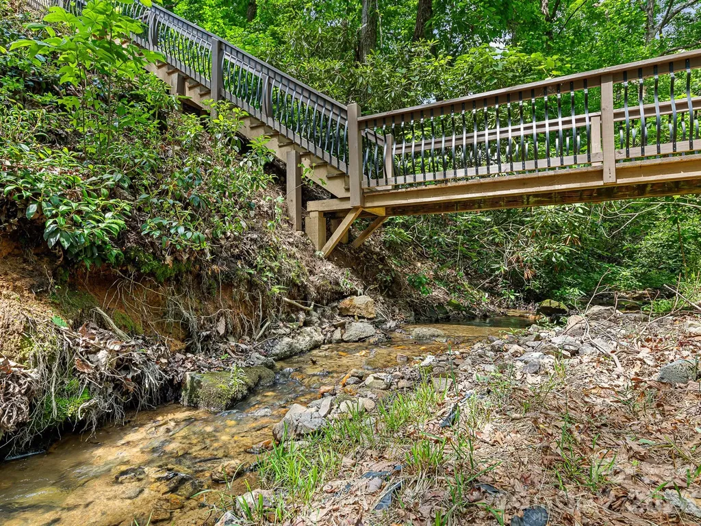 421 Purple Finch Court Arden NC 28704
