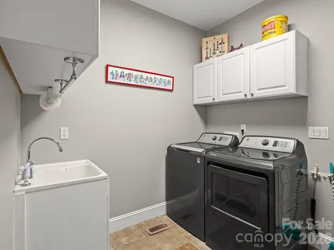 421 Purple Finch Court Arden NC 28704