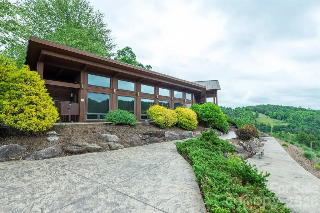 2391 French Broad Parkway Marshall NC 28753